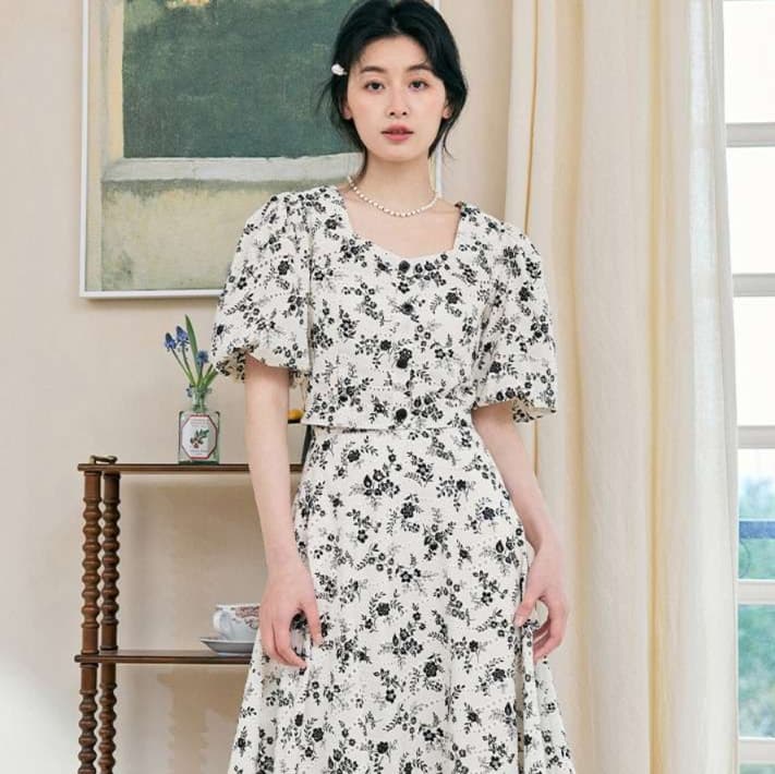 花柄プリントバルーン袖チュニックワンピース
