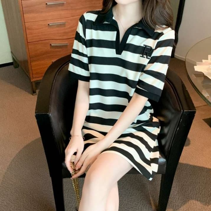 シンプルボーダーチュニックワンピース