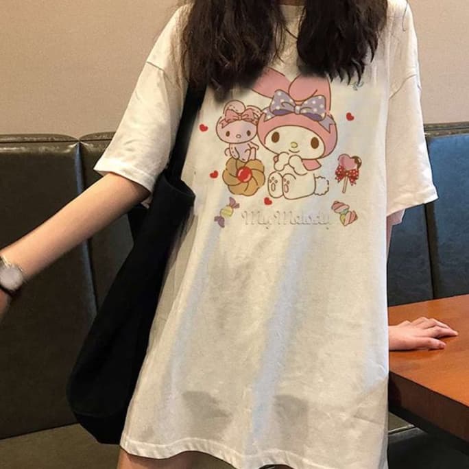 かわいいキャラクターチュニックシャツ