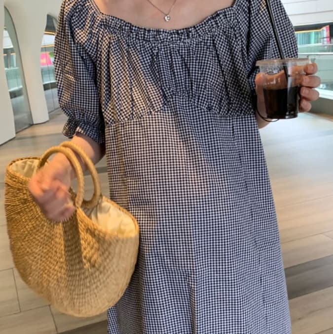 ドット柄シャーリングチュニックワンピース