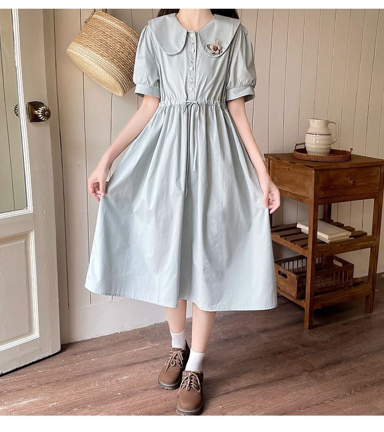 レトロ調うさぎブローチ付きチュニックワンピース