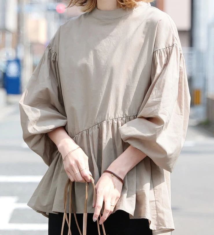 ふんわり袖チュニック長袖ブラウス体系カバー着回しシャツ