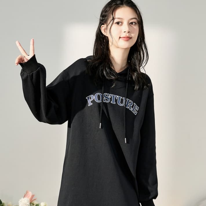 チュニック シンプルロゴ入りパーカーワンピース