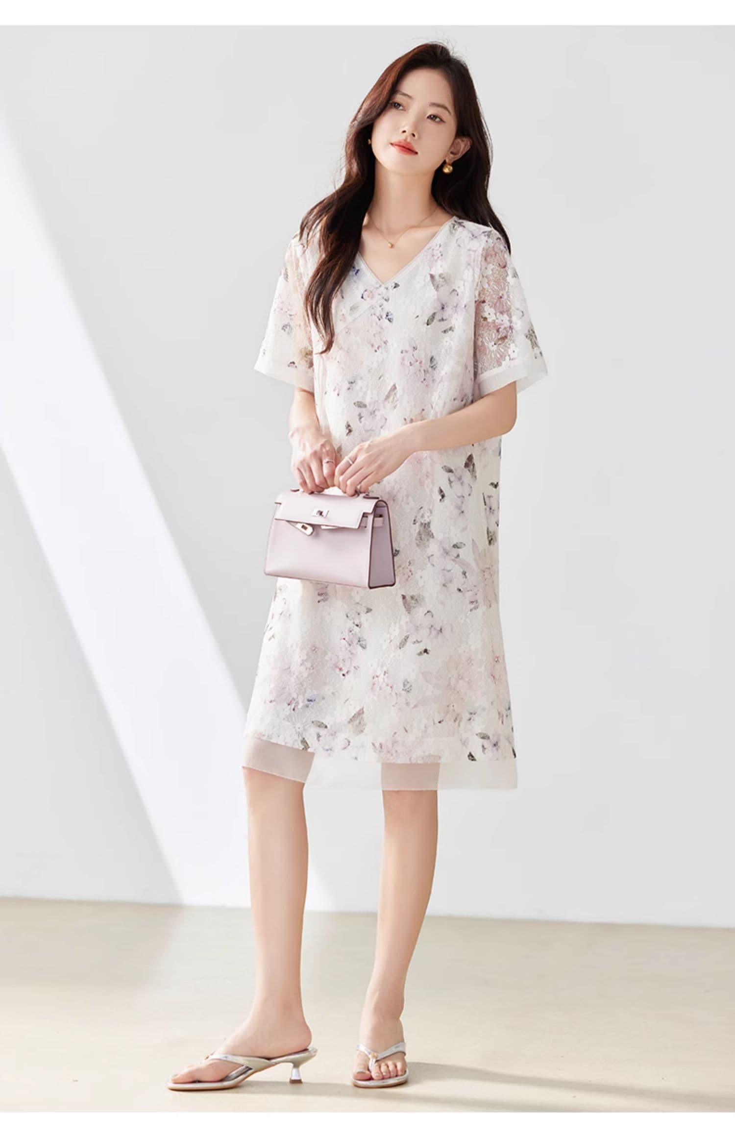 蝶々舞う優美なシアーチュニックワンピース